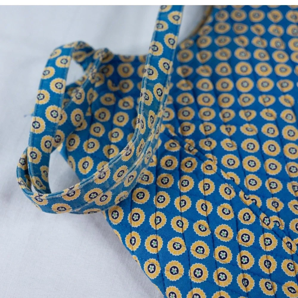 Vera Bradley‎ Curvy Tote Bag Riviera Blue Yellow Good Quilted Shoulder Floral